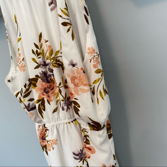 Dynamite Floral Mini Dress - Picture 4 of 4